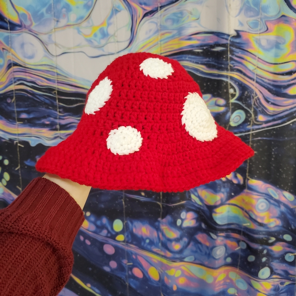 Mushroom crochet bucket hat